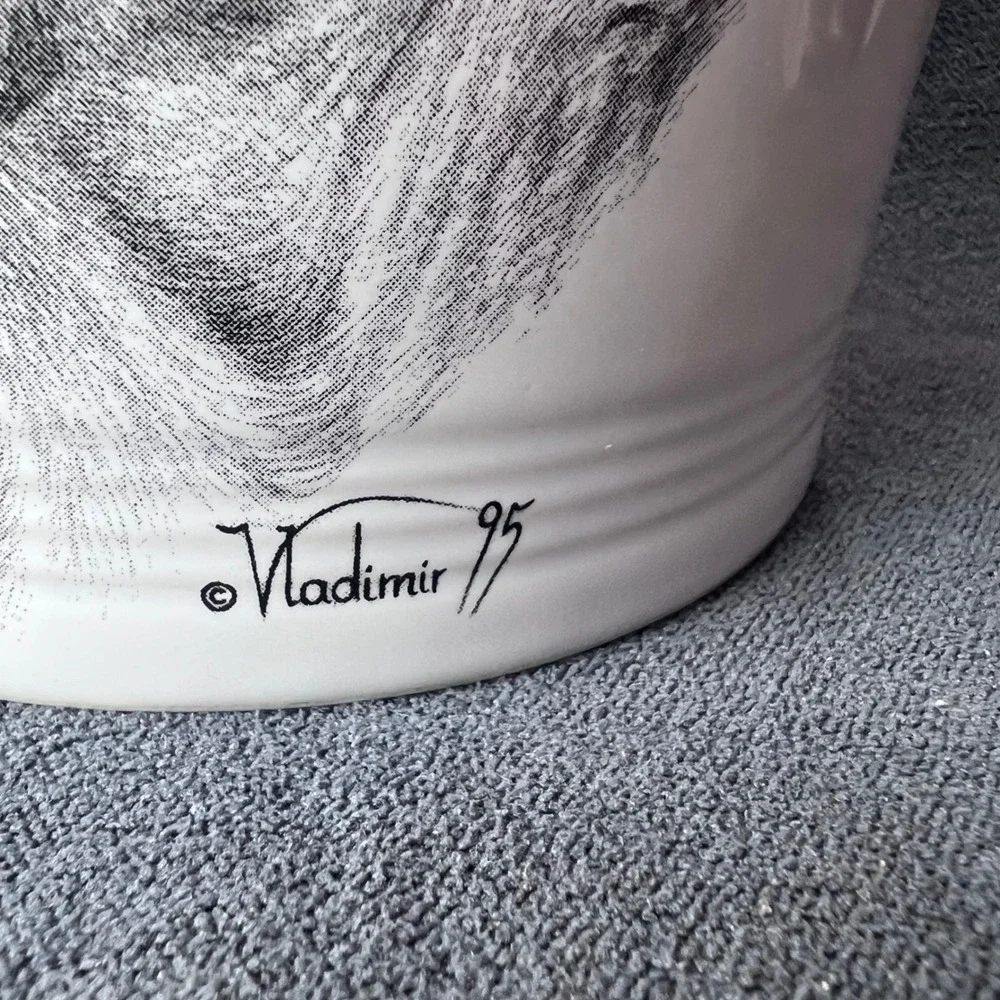 Rosalinde Labrador Retriever Porcelain Treat Cookie Jar Vladimir Tzenov‎ 95